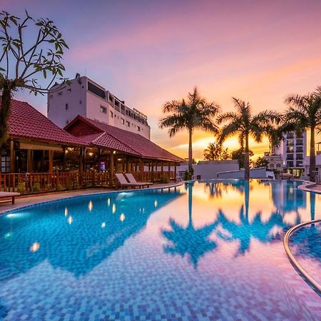 Suncosy Central Hotel Phu Quoc Buitenkant foto