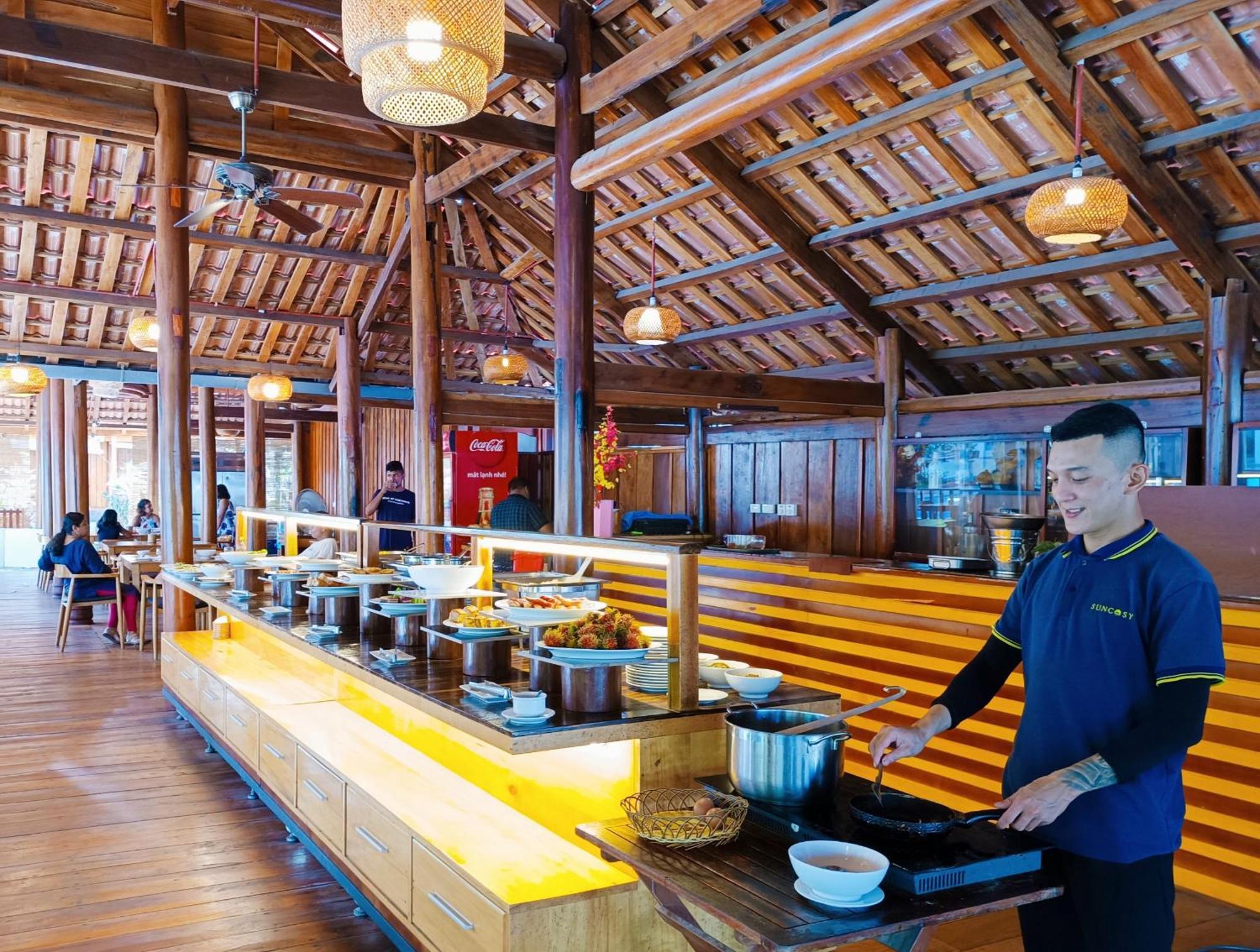Suncosy Central Hotel Phu Quoc Buitenkant foto