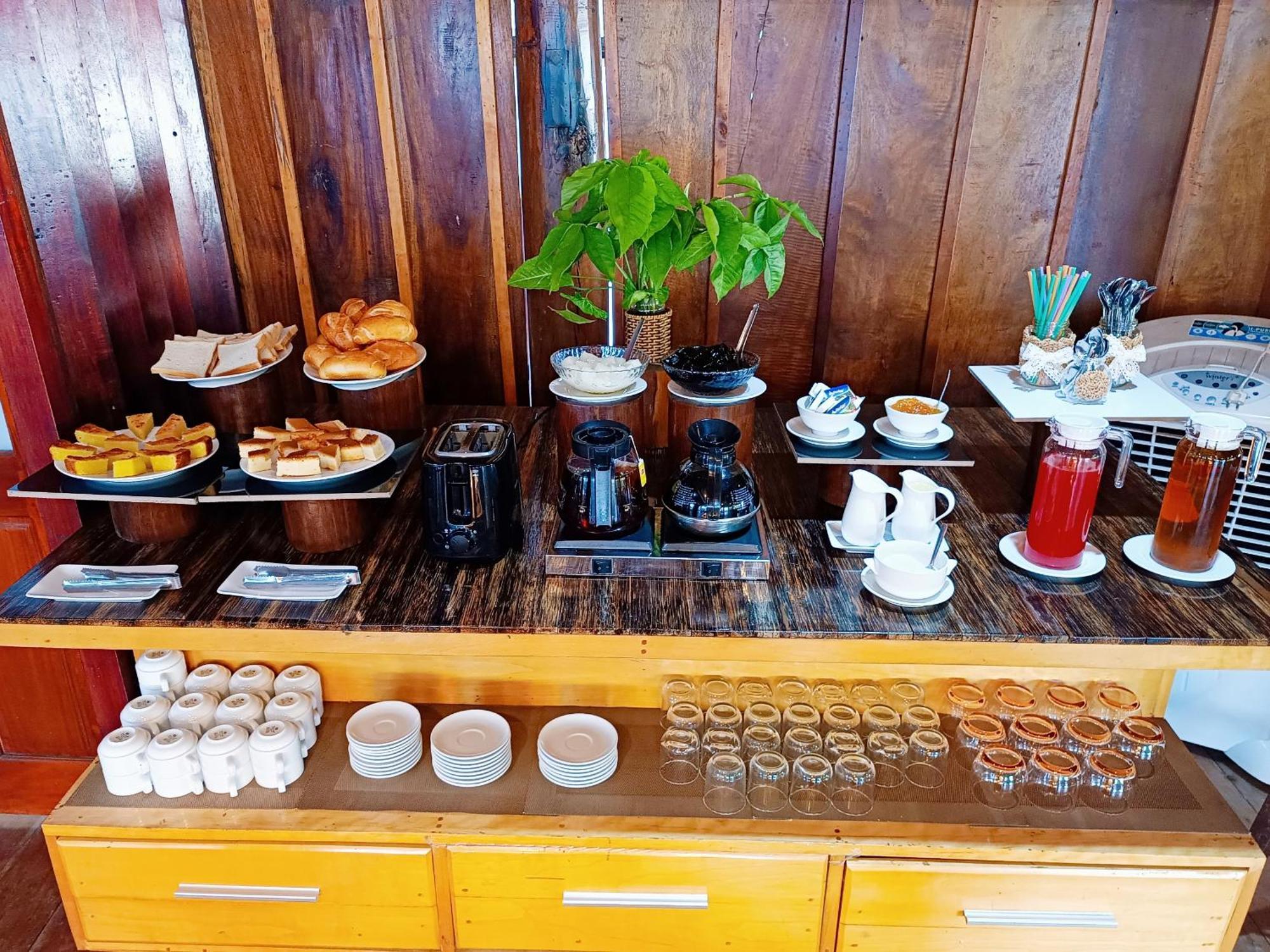 Suncosy Central Hotel Phu Quoc Buitenkant foto